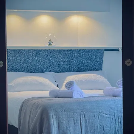 Casa Camelie * ترييستي