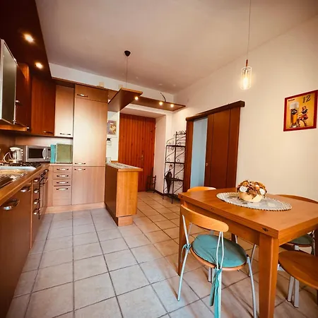 Casa Camelie