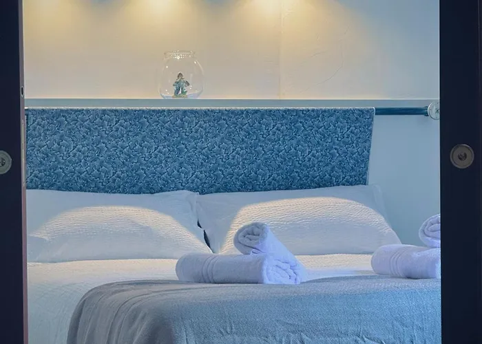 Casa Camelie * Триест